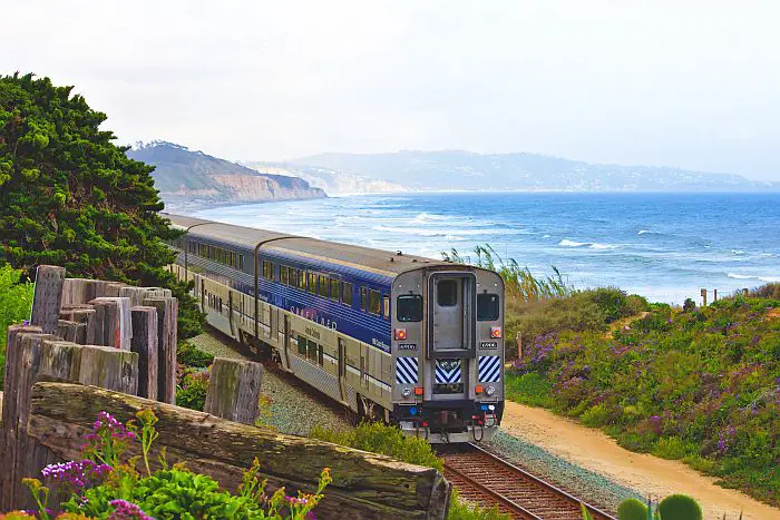 train from Los Angeles to San Diego